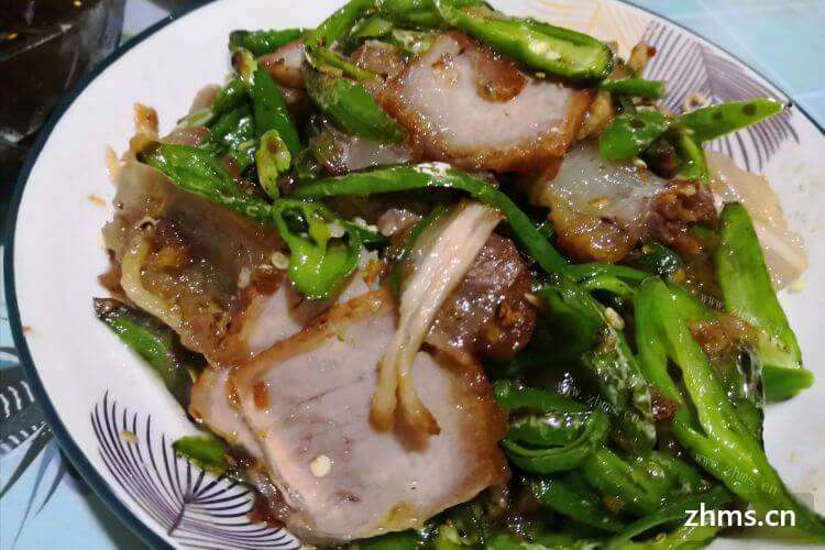 想做川菜加盟，周三丰爆炒川菜加盟门槛高么？