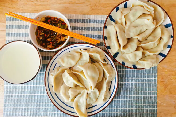 初伏我们都会吃一些饺子，初伏吃饺子的寓意是什么？