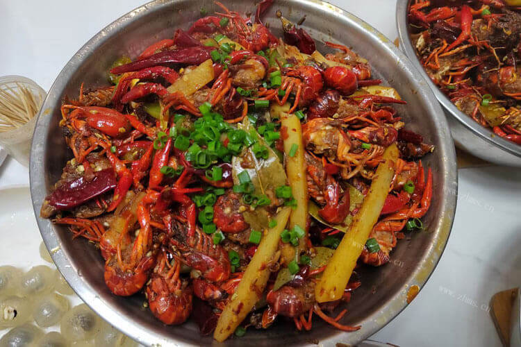 重庆卖菜园坝小龙虾的农贸市场在哪，想买便宜的小龙虾