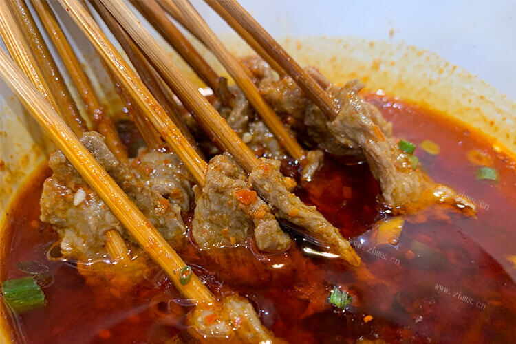 请朋友吃牛肉，哪个季节不适合吃牛肉？