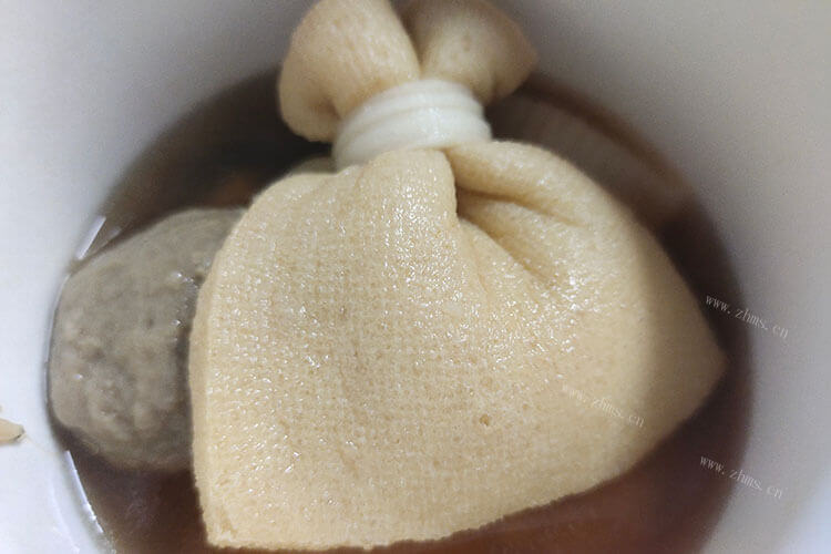 我自己煮了点关东煮，可是关东煮汤底发酸怎么回事？
