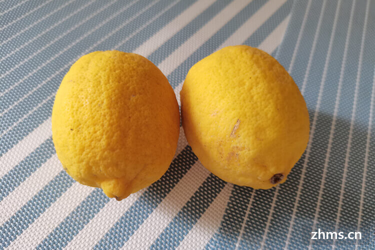 百香果柠檬用青柠檬还是黄柠檬