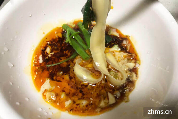 牛肉面加盟的人多不多？通常牛肉面的加盟商在哪里采购食材