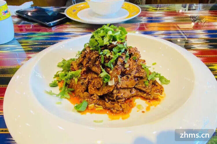 这个洪泽中餐加盟店食材都是做好的吗？开店费用高不高？