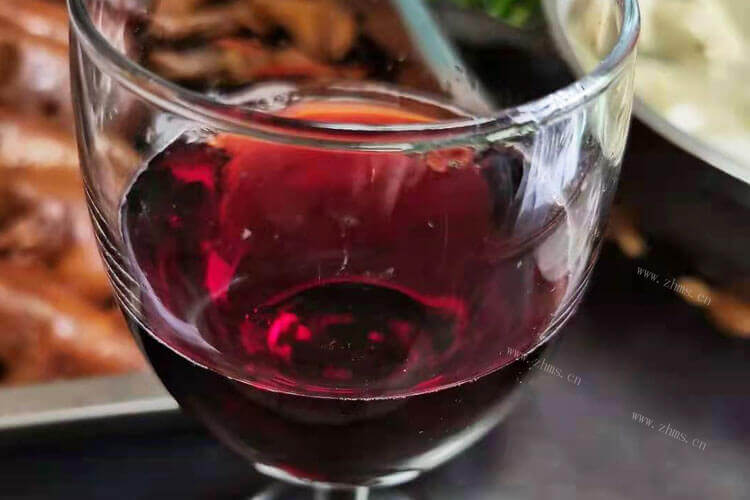 不太了解配制酒的存在，红酒配置酒和红酒的区别是什么