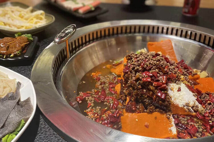 吃火锅的时候，可以放一些巴沙鱼片，火锅巴沙鱼片有刺吗？