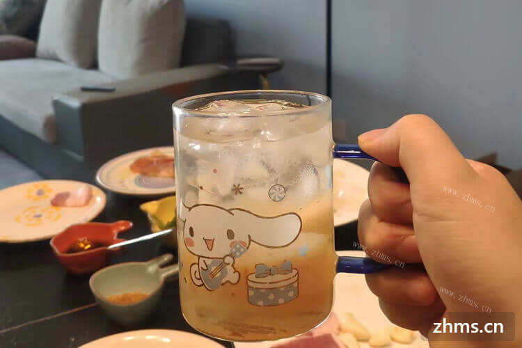 在济南加盟串串香店多少钱？有没有好的加盟位置选择