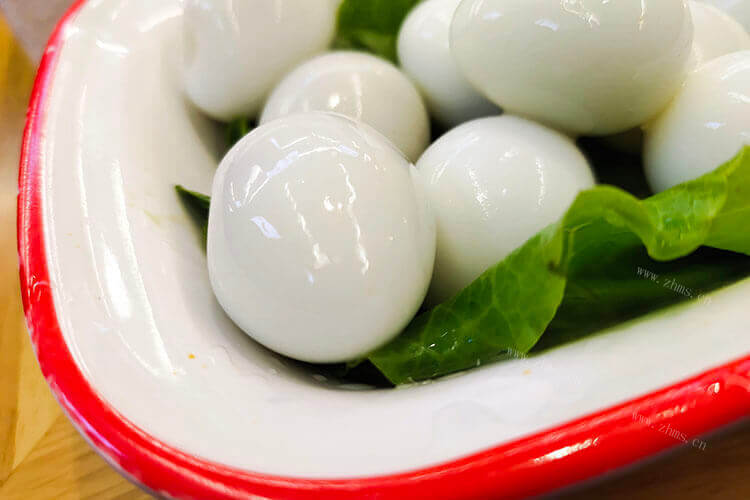 我想煮一经安鹑蛋，一斤鹌鹑蛋煮熟多重？