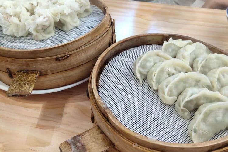 自己包饺子吃，豆角肉馅饺子豆角不焯水行吗