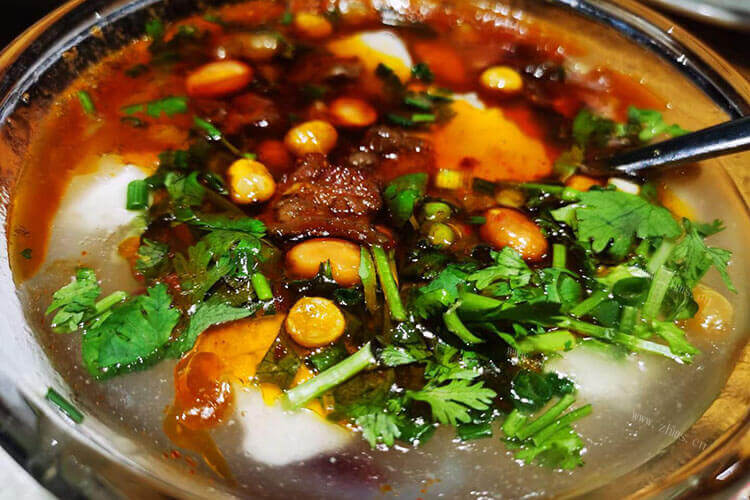 做红烧肉，红烧肉放白胡椒还是黑胡椒？