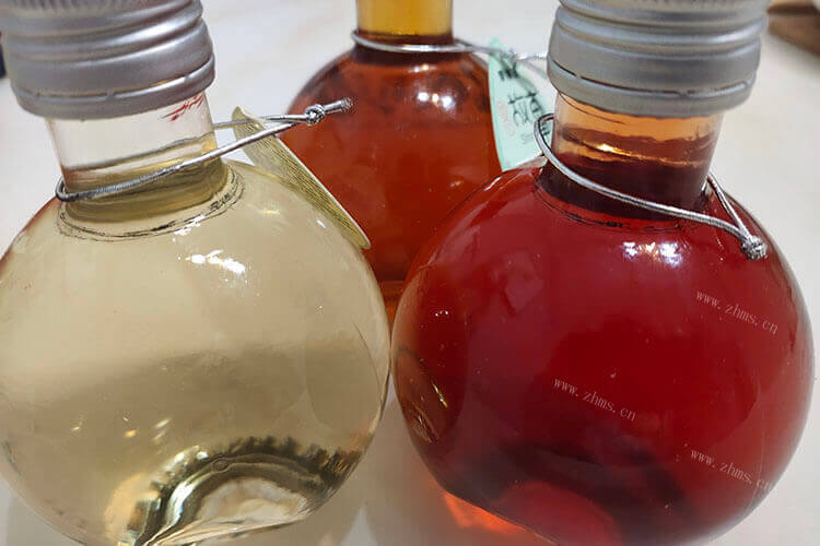 本人不才，知道的人请告诉本人，泡杨梅酒的比例是多少比较好？
