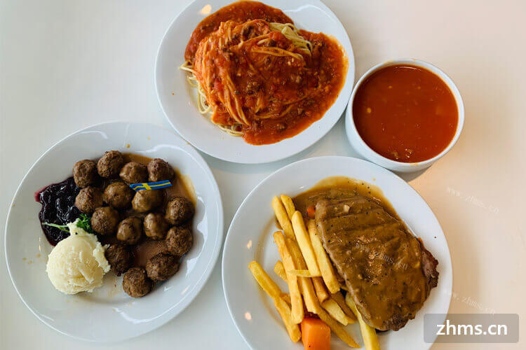 我爸想尝试开个轻食店，加盟轻食好不好？