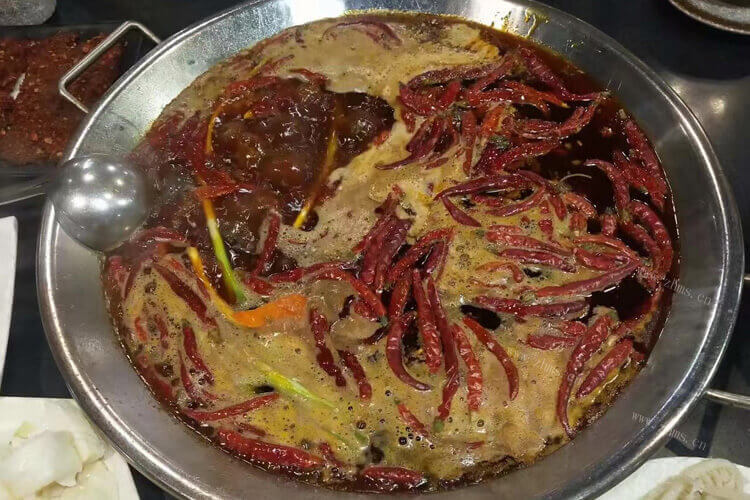 晚上涮火锅吃，涮火锅猪肉怎么腌制才好吃