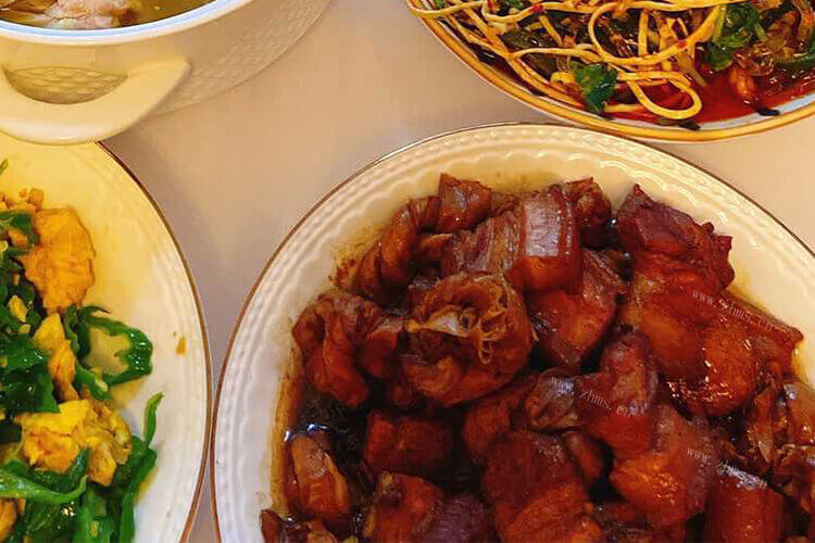 家里剩了一些红烧肉，红烧肉吃不完冷藏会变？
