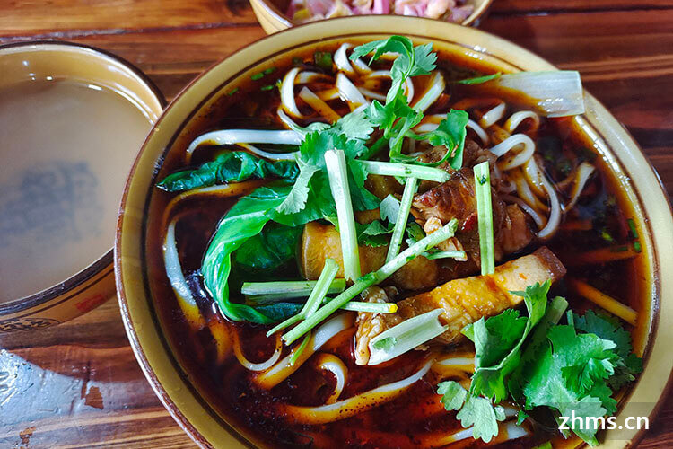 开牛肉面店挣钱吗