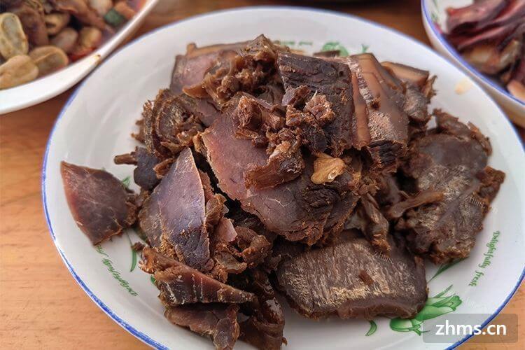 我朋友想尝试开个熟食店，白山有什么熟食加盟配方？
