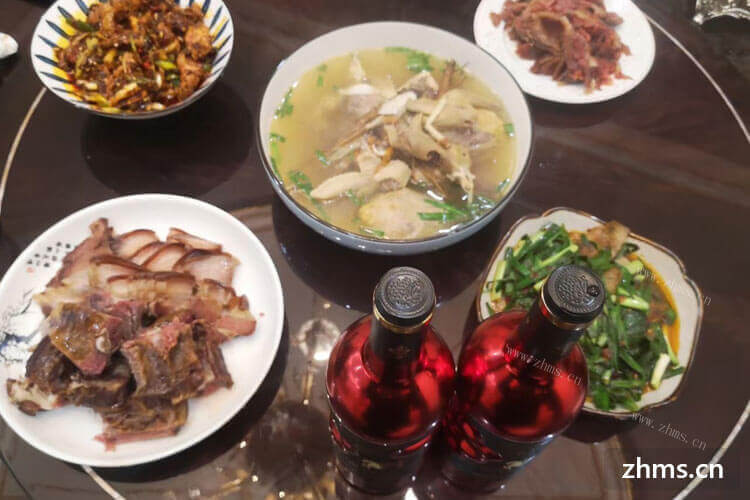 我想咨询一下，湖北中餐技术加盟前景怎么样