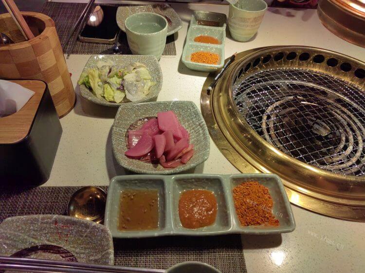 做了一些烤肉，想知道烤肉冒白沫是怎么回事？