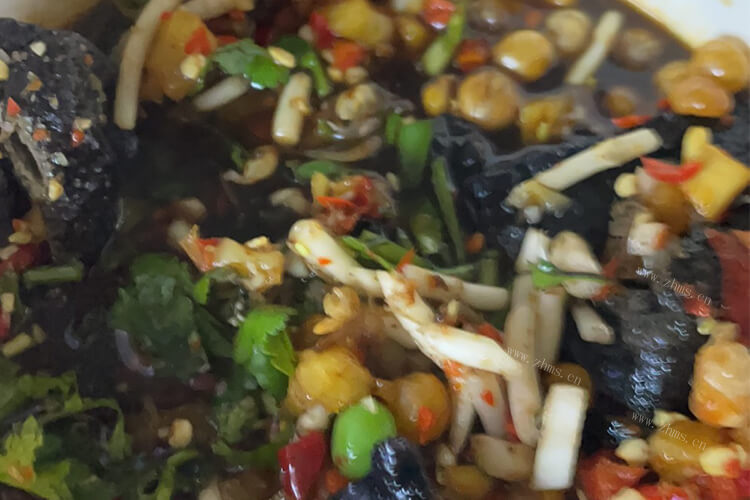 臭豆腐放了三天，臭豆腐买来放了三天还能吃吗？