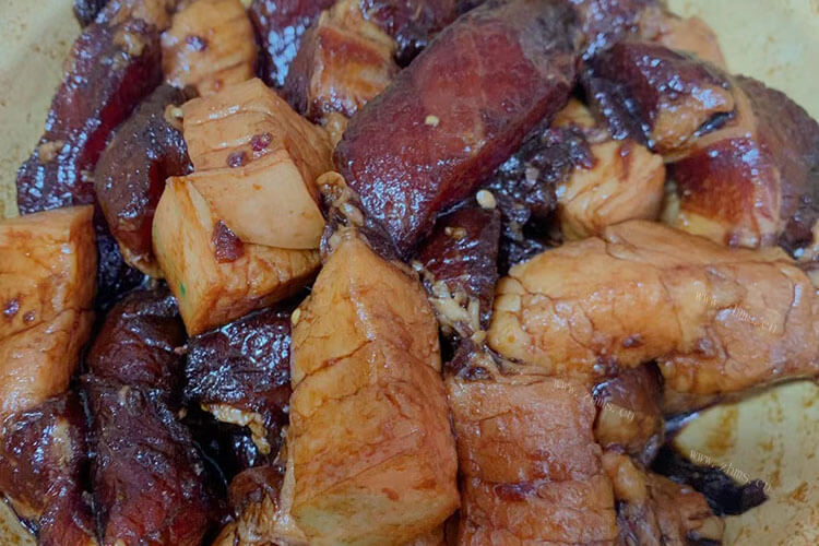 红烧肉好吃，问下做好的红烧肉有腥味怎么补救呢？