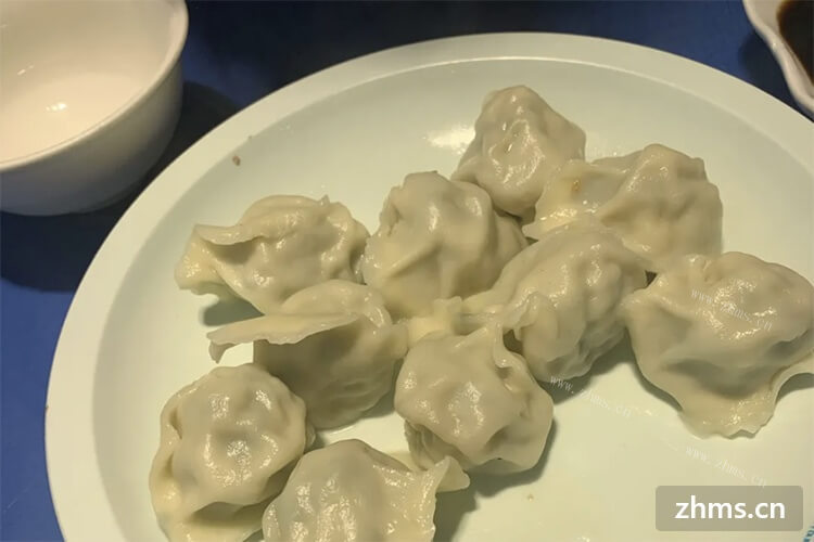香酥鸡饼加盟费包含哪些内容？一般做这种加盟门店的要求如何？