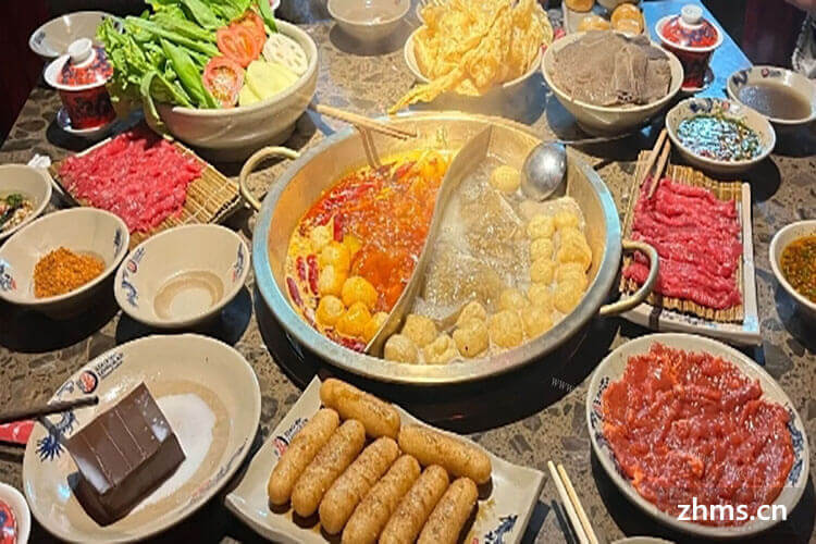 鸭爪火锅连锁加盟排行榜比较高的是什么呢？应该如何选择地址呀？