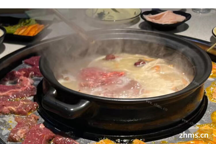 螺蛳粉火锅加盟联系电话自己能不能查询？加盟的门槛会不会太高？