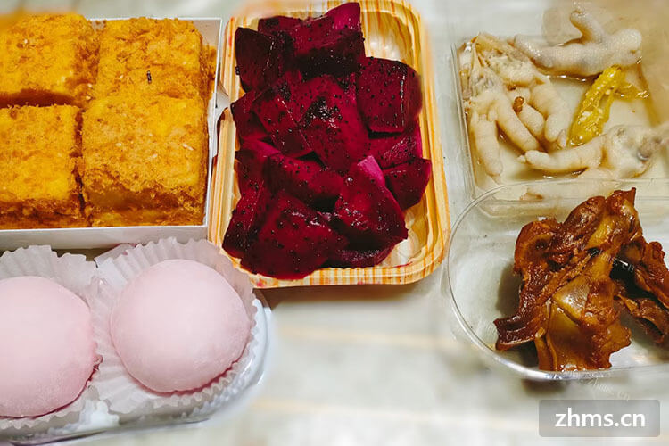 我表姐特别想开个糕点店，南康糕点品牌加盟的优势和劣势有哪些？