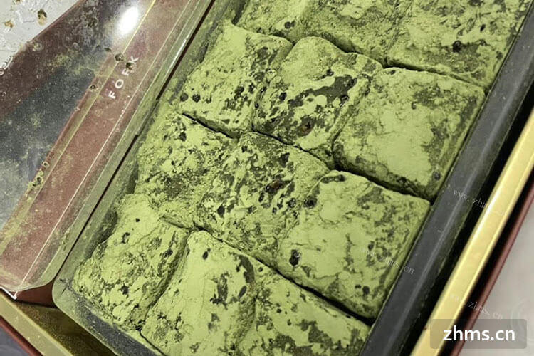 自己开糕点店好吗，要加盟吗？
