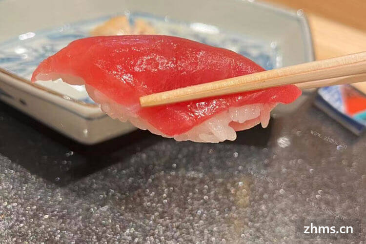 我大姐想开个寿司店，加盟寿司连锁店哪家好？