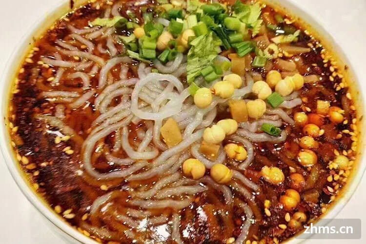我看加盟店挺火的，上海米线加盟费要多少钱啊？