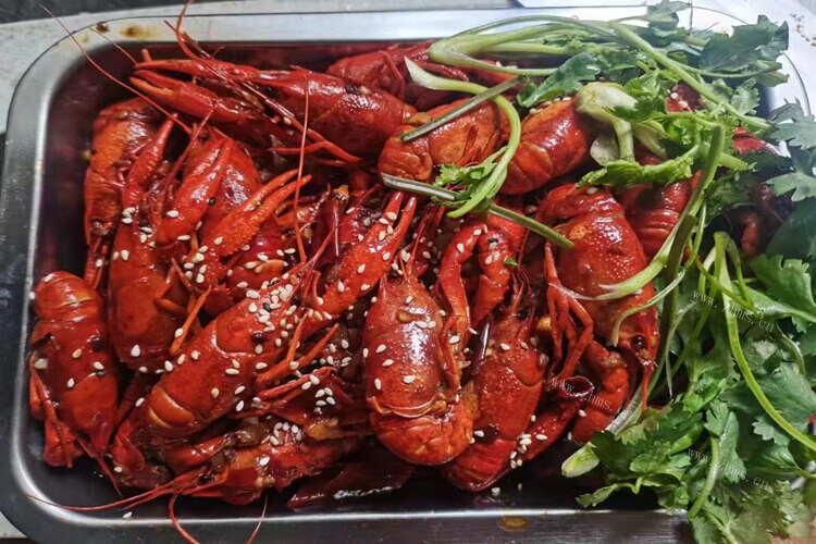 保存龙虾，煮熟的小龙虾可以冷冻保存多久？