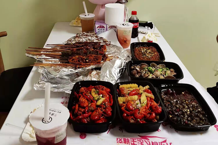 准备去批发一些小龙虾，临沂哪里批发小龙虾便宜？