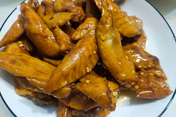 要买蛮多鸡翅尖做卤味鸡翅尖吃，鸡翅尖多重一个？