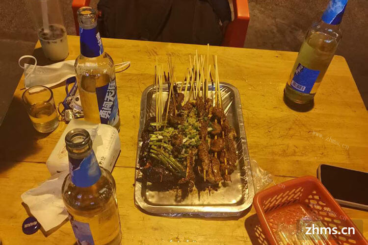 炸串串加盟店10大品牌店铺口碑如何？加盟的门槛高不高？