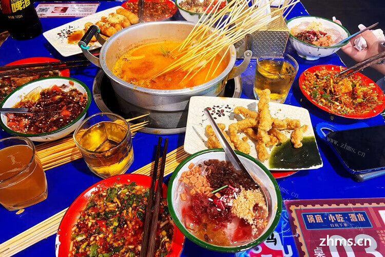 
骨头火锅底料加盟这个项目赚钱吗？