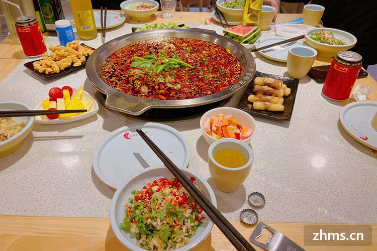 川味火锅店加盟哪个好？加盟费多少？