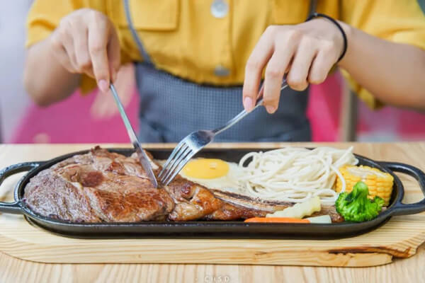 迪克码头街头牛排相似图
