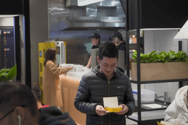 麦堡王相似图