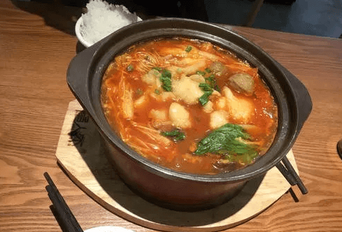 渔人杰酸菜鱼相似图