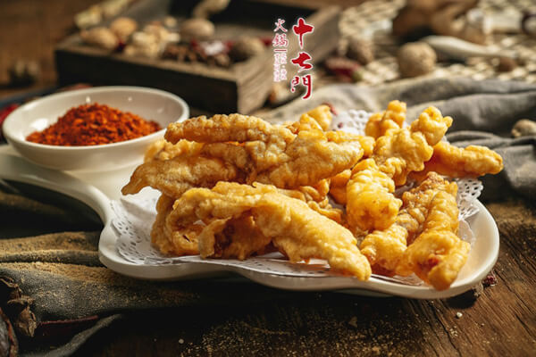 重庆十七门老火锅相似图