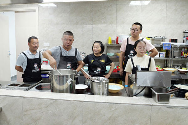 可鱼可饭相似图