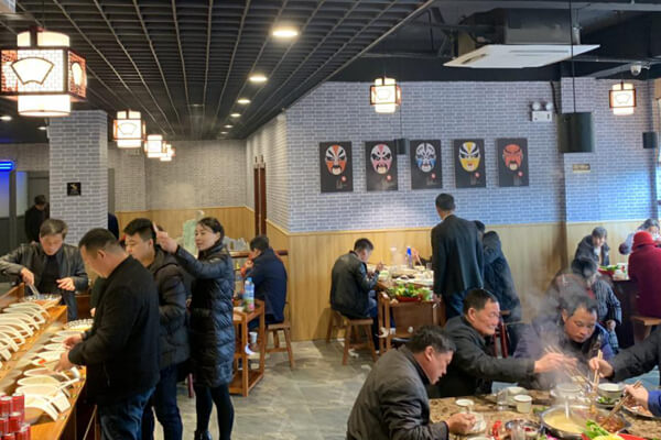 重庆十七门老火锅相似图