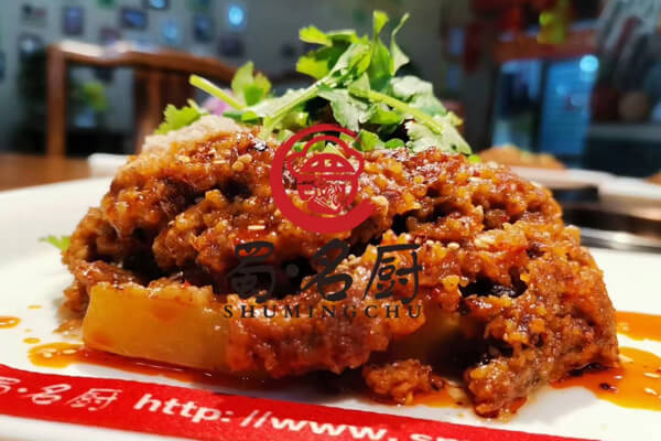 蜀名厨烹饪技术学校相似图