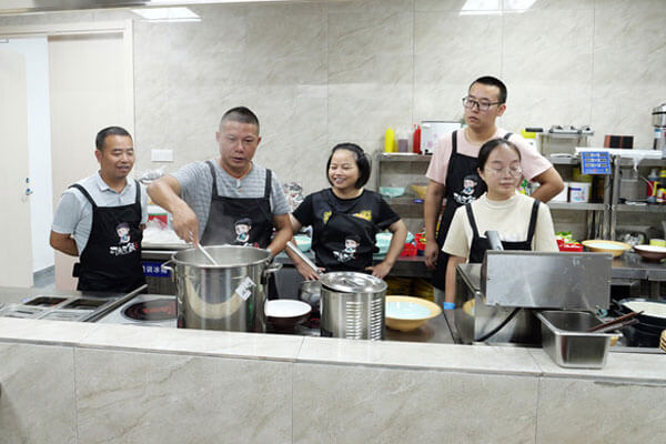 可鱼可饭相似图
