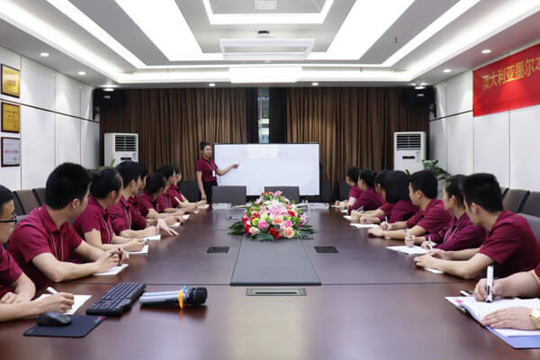 重庆龙江码头老火锅相似图