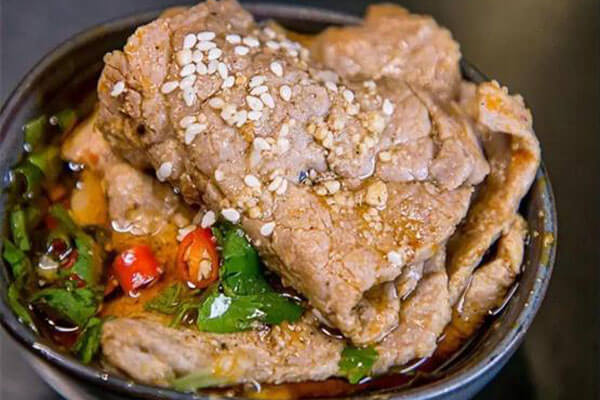 情满山城老火锅相似图