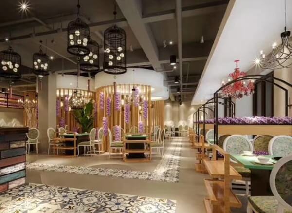 重庆十七门老火锅相似图