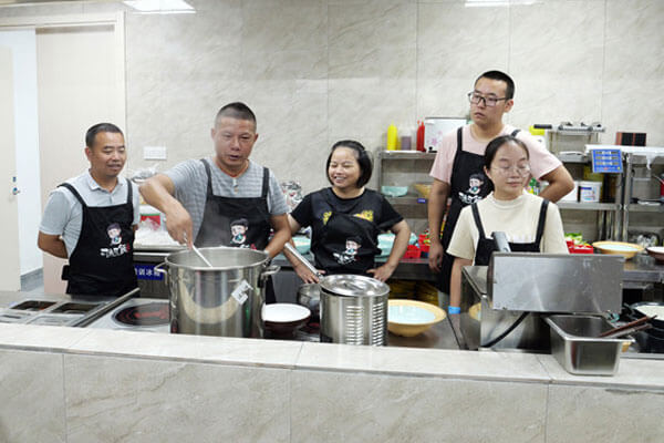 可鱼可饭相似图