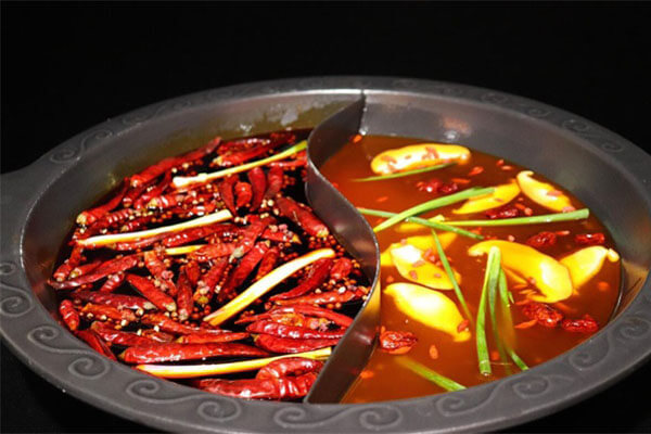 重庆十七门老火锅相似图